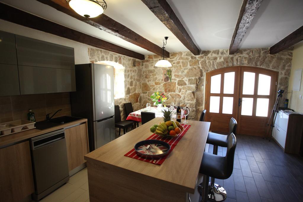 Holiday Home Rasopas Malinska Zewnętrze zdjęcie