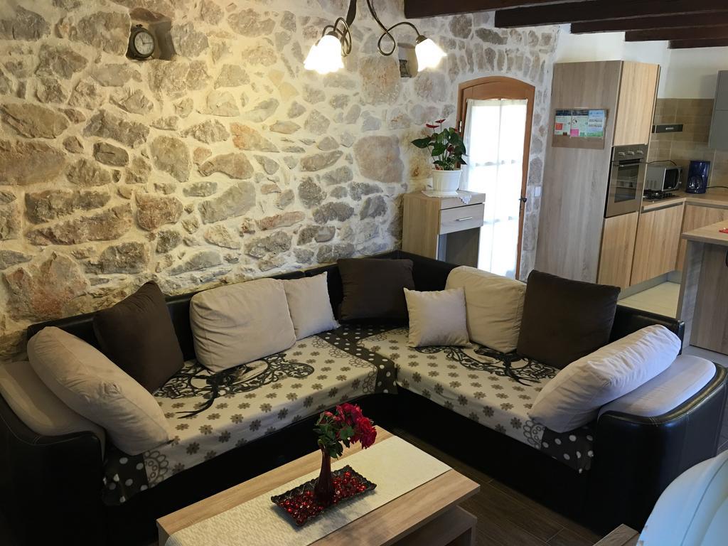 Holiday Home Rasopas Malinska Zewnętrze zdjęcie